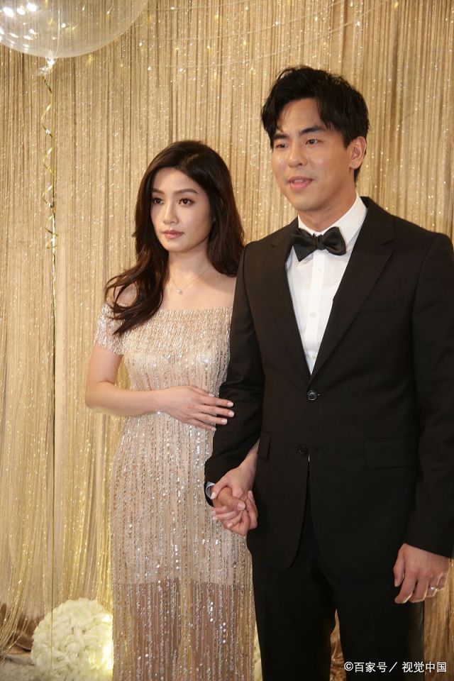 柯有伦香港办婚宴,称感恩亡父柯受良,张学友,曾志伟送祝福